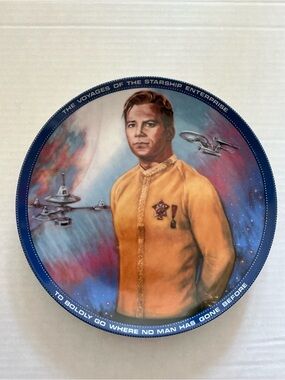 Star Trek Collector Plate James T. Kirk Susie Morton Ernst 1985 Limited Sci-Fi